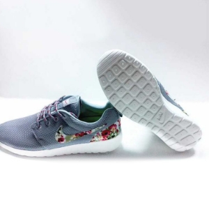 https://alrkn.com/images/thumbs/0000050_nike-floral-roshe-customized-running-shoes_300.jpeg