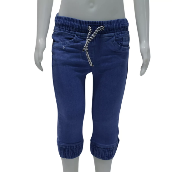 صورة بنطلون جينز طويل