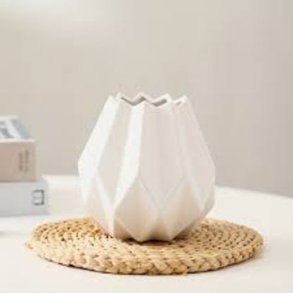 صورة فازة سيراميك C838