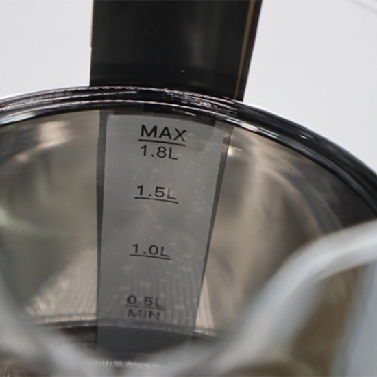 صورة غلاية كهربائية زجاجية  2 لتر  RAF موديل R.7204