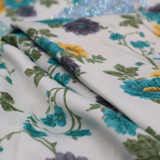 صورة مخور متروس الام وبنتها 5