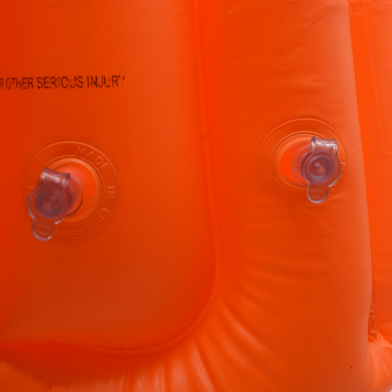 صورة سترة سباحة للأطفال