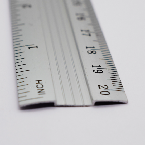 صورة مسطرة استيل 20سم 6 - 979