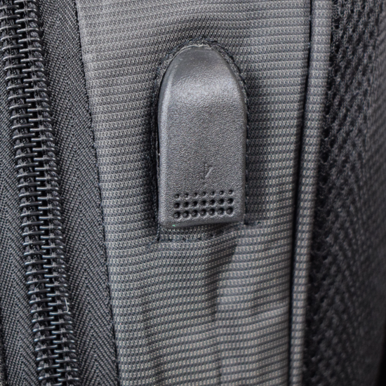 صورة شنطة مدرسية راقية