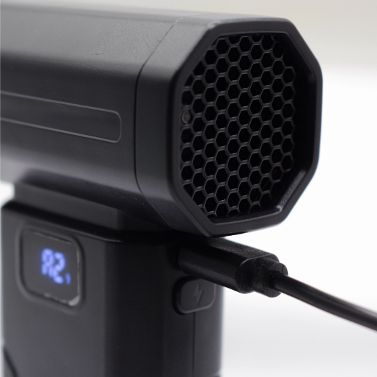 منفاخ يعمل بنفخ البالونات والألعاب