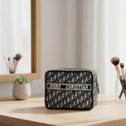 شنطة مكياج HZB92 بلون موحد وخانة تخزين واحدة