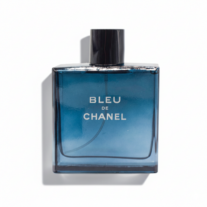 عطر بلو دي شانيل الأصلي للرجال - زجاجة أنيقة باللون الأزرق الداكن