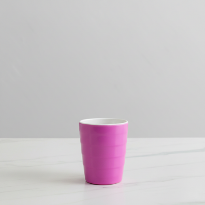 كوب بلاستيك أنيق من متجر الركن.