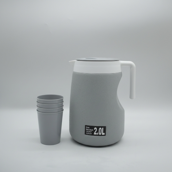 صورة ترمس ماء بلاستيك 2 لترH4-8208