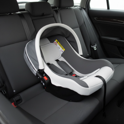 صورة مقعد سيارة للأطفال