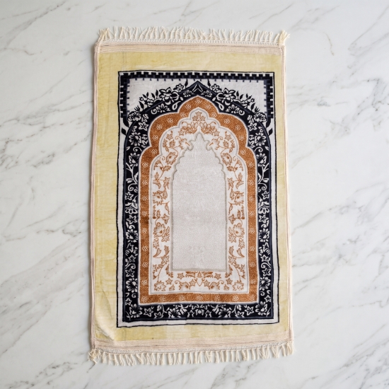 صورة سجادة صلاة تشكيلات